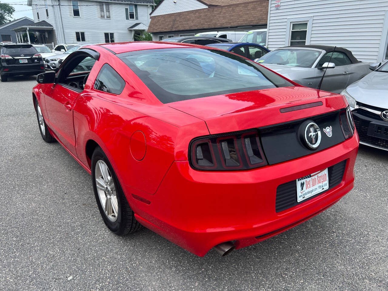 Used 2014 Ford Mustang Coupe RWD image 8