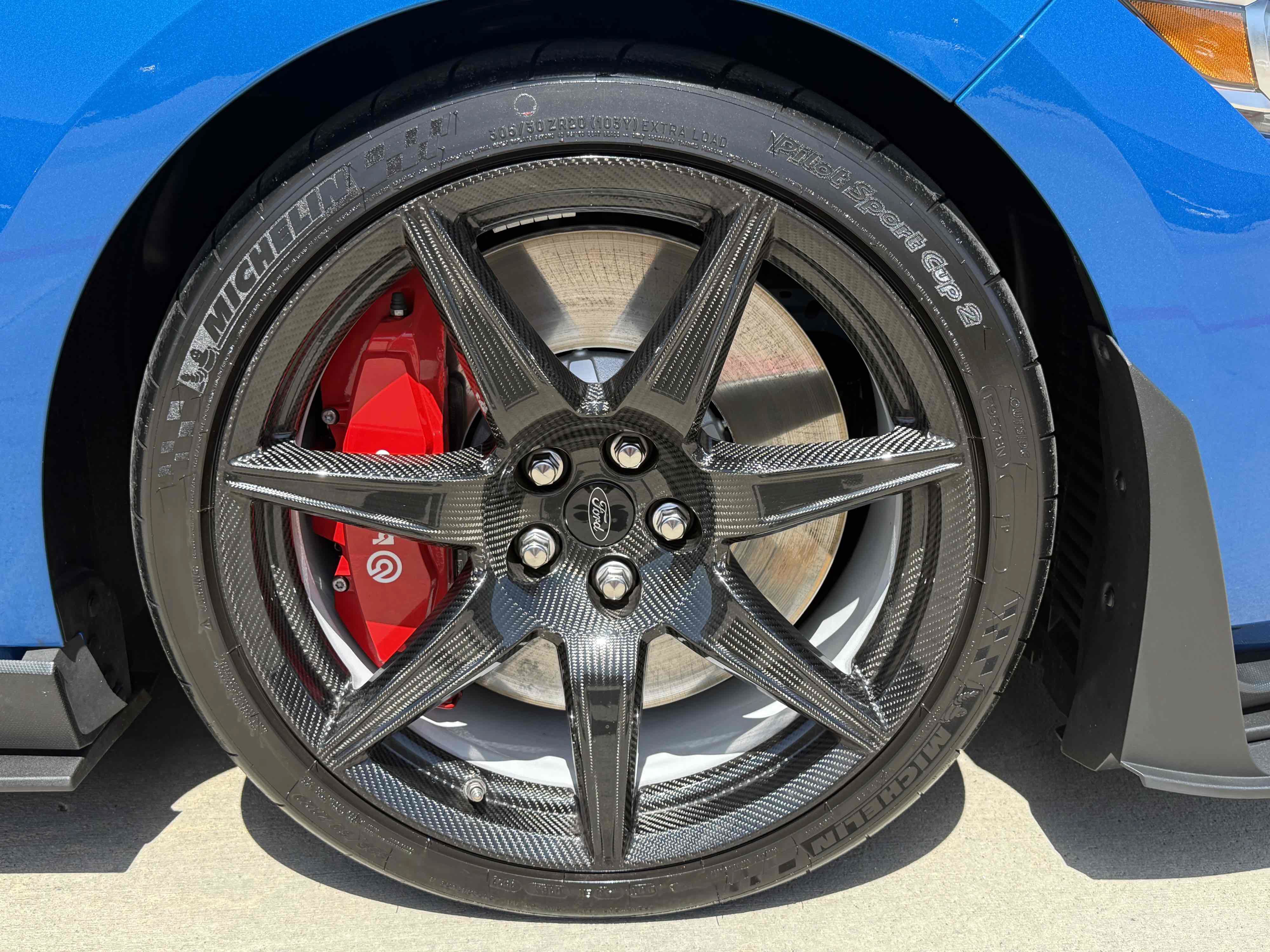 Used 2021 Ford Mustang Shelby GT500 w/ Carbon Fiber Track Pack RWD image 44