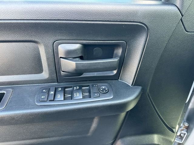 Used 2018 RAM 1500 Tradesman w/ Chrome Appearance Group image 26