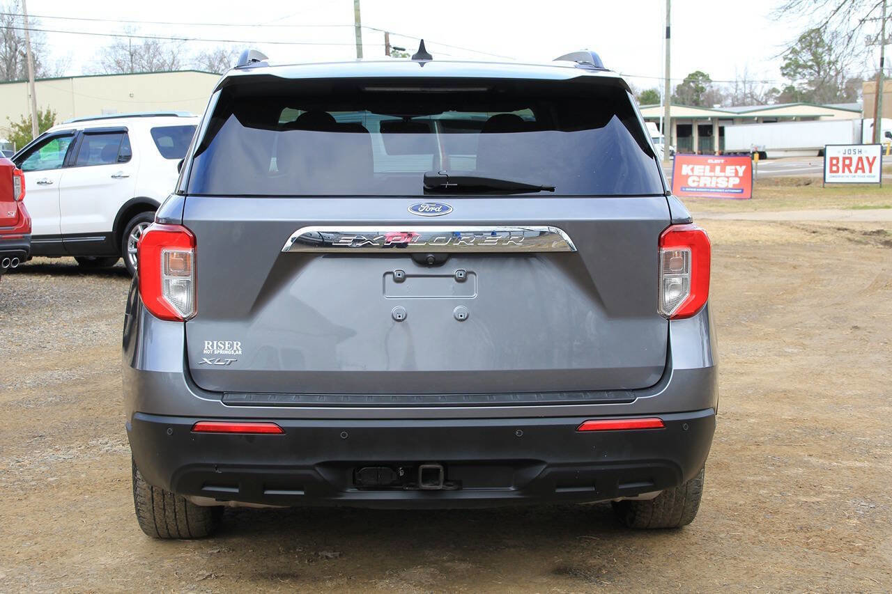 Used 2022 Ford Explorer XLT w/ Class IV Trailer Tow Package image 7