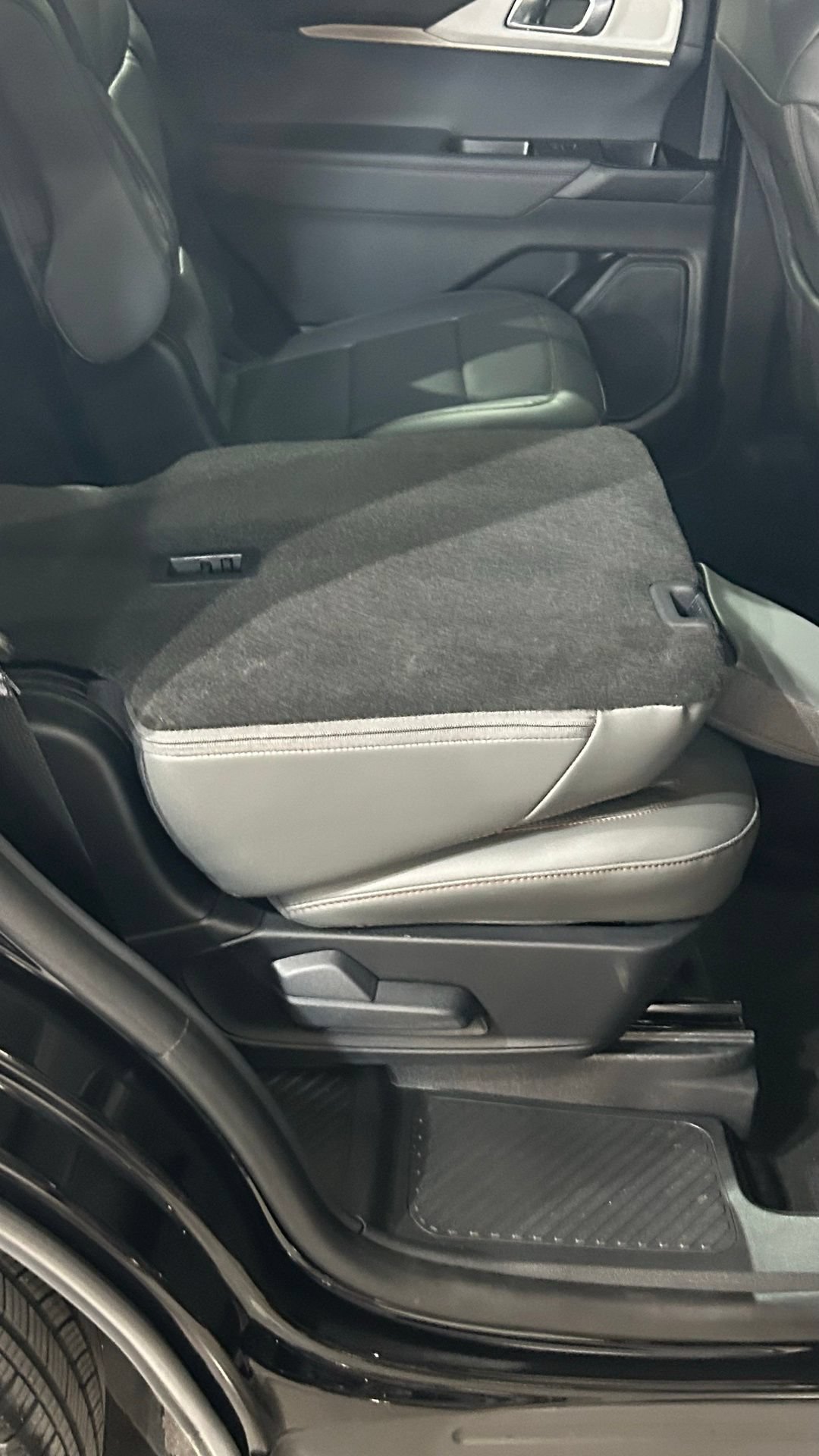 New 2026 Ford Explorer Active w/ Active Comfort Package AWD/4WD image 74