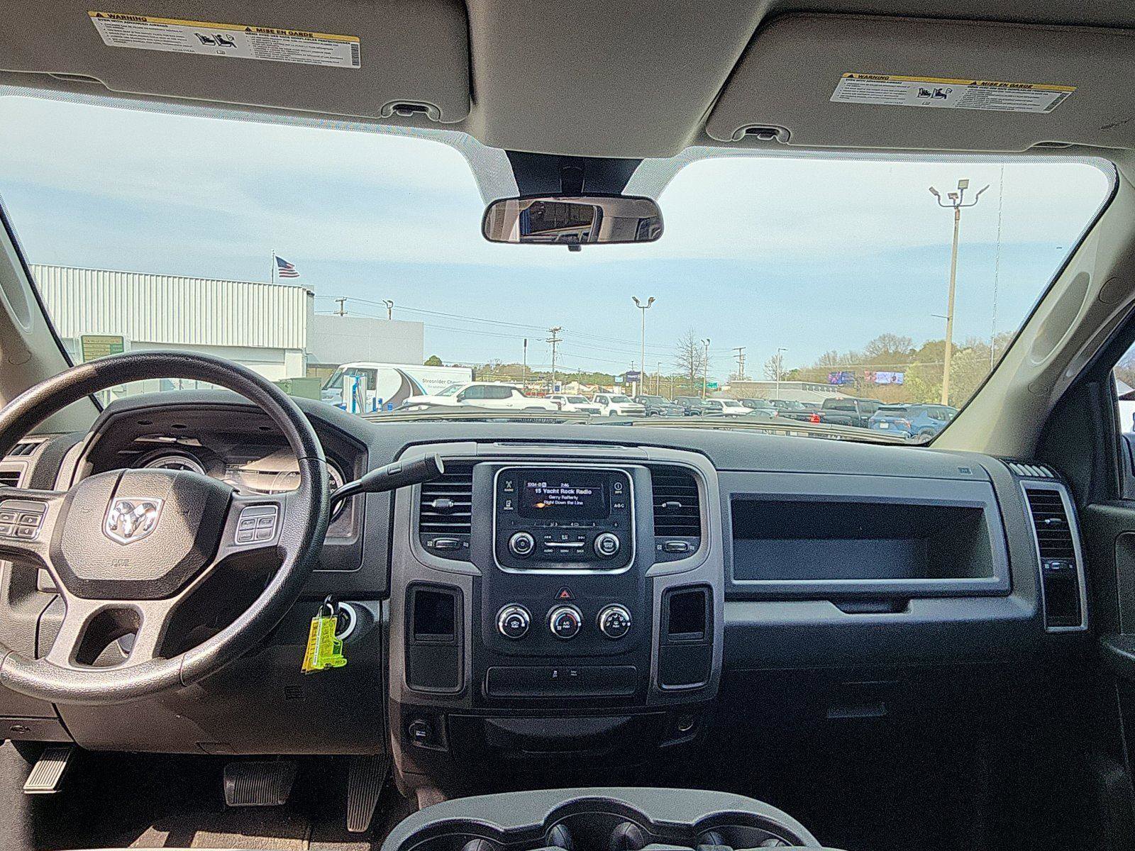 Used 2015 RAM 1500 Express image 20