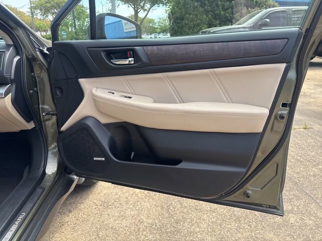 Used 2018 Subaru Outback 2.5i Limited AWD/4WD image 16