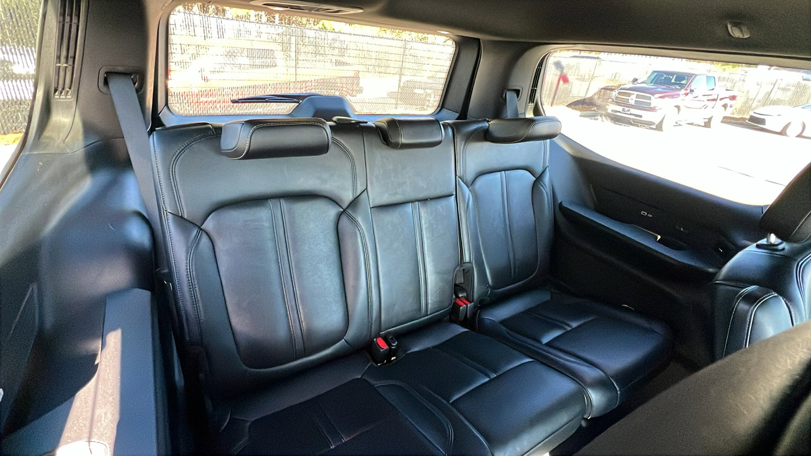 Certified 2024 Jeep Wagoneer Series III image 23