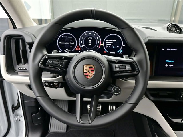 New 2026 Porsche Cayenne GTS image 8