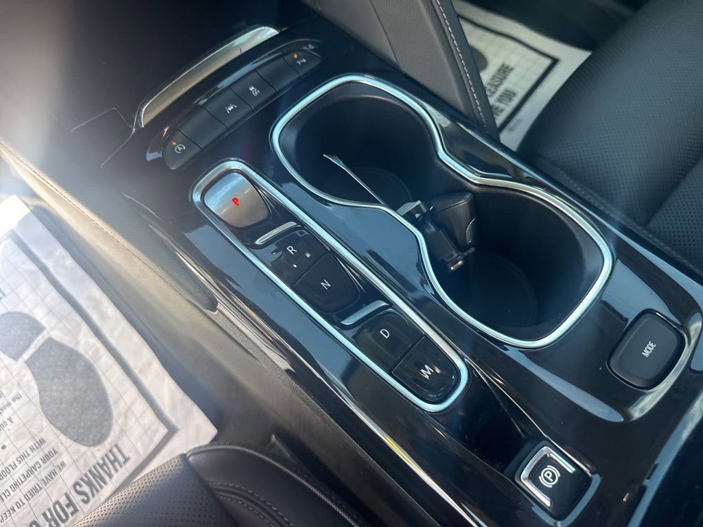 Used 2023 Buick Envision Essence image 35