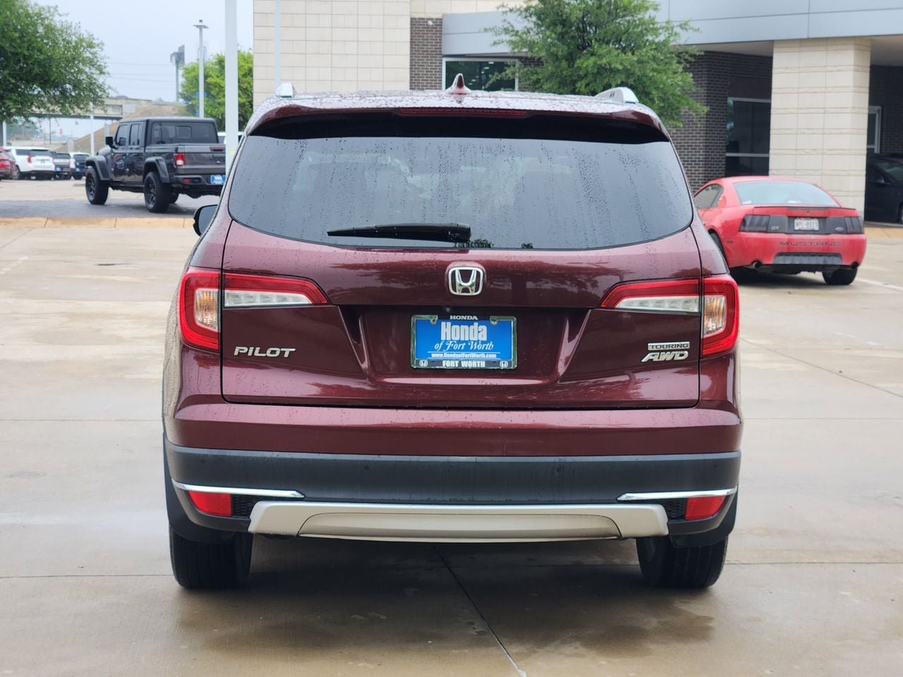 Used 2020 Honda Pilot Touring image 6