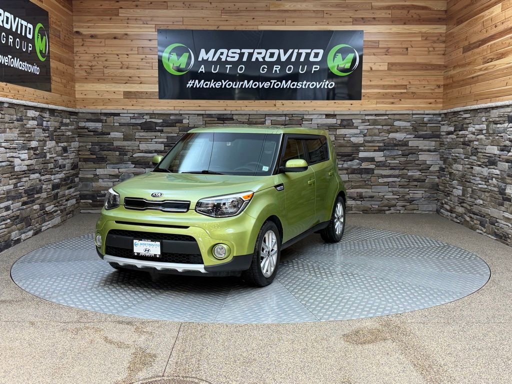Used 2018 Kia Soul + image 4