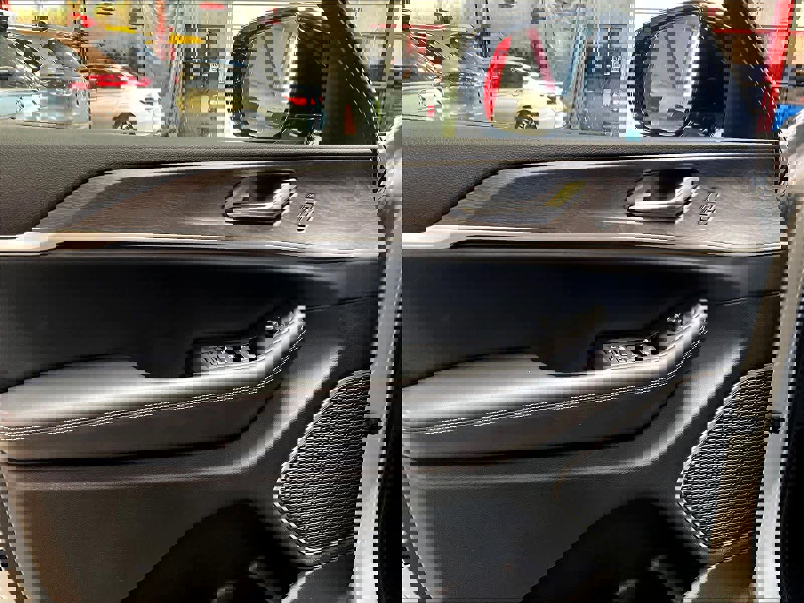 Used 2021 Jeep Grand Cherokee L Limited image 9