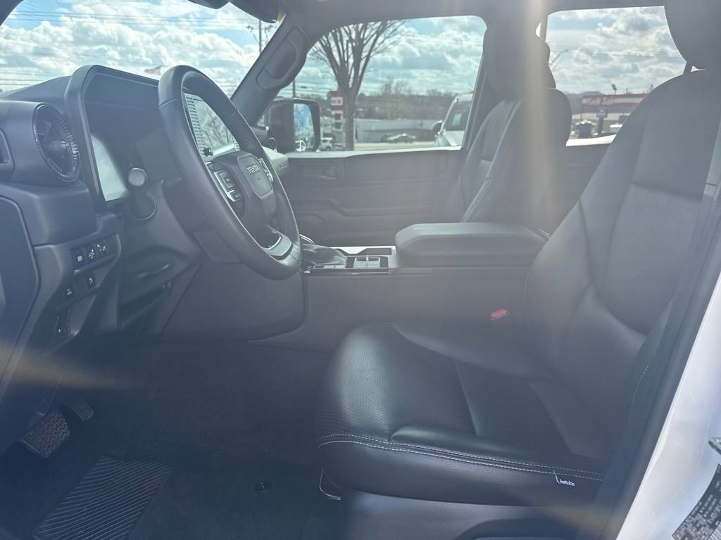 Used 2024 Toyota Land Cruiser 1958 image 19