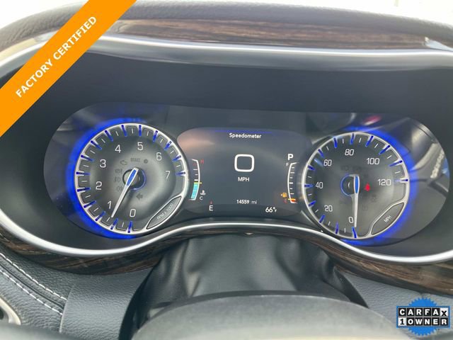 Used 2024 Chrysler Pacifica Limited image 43