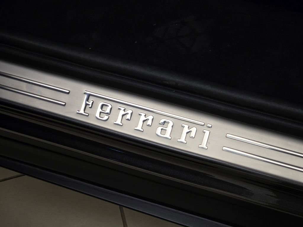 Used 2026 Ferrari Purosangue AWD/4WD image 38