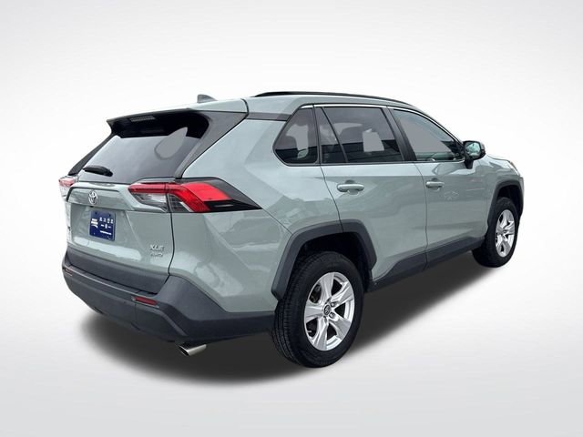 Used 2019 Toyota RAV4 XLE w/ Convenience Package image 5