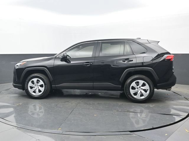 Used 2025 Toyota RAV4 LE image 21