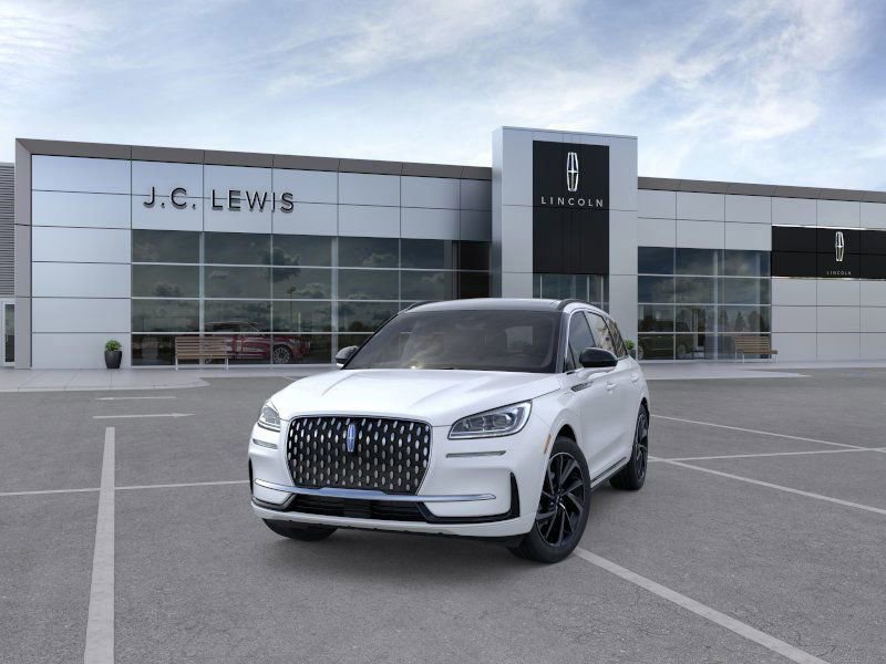 New 2025 Lincoln Corsair Grand Touring image 3