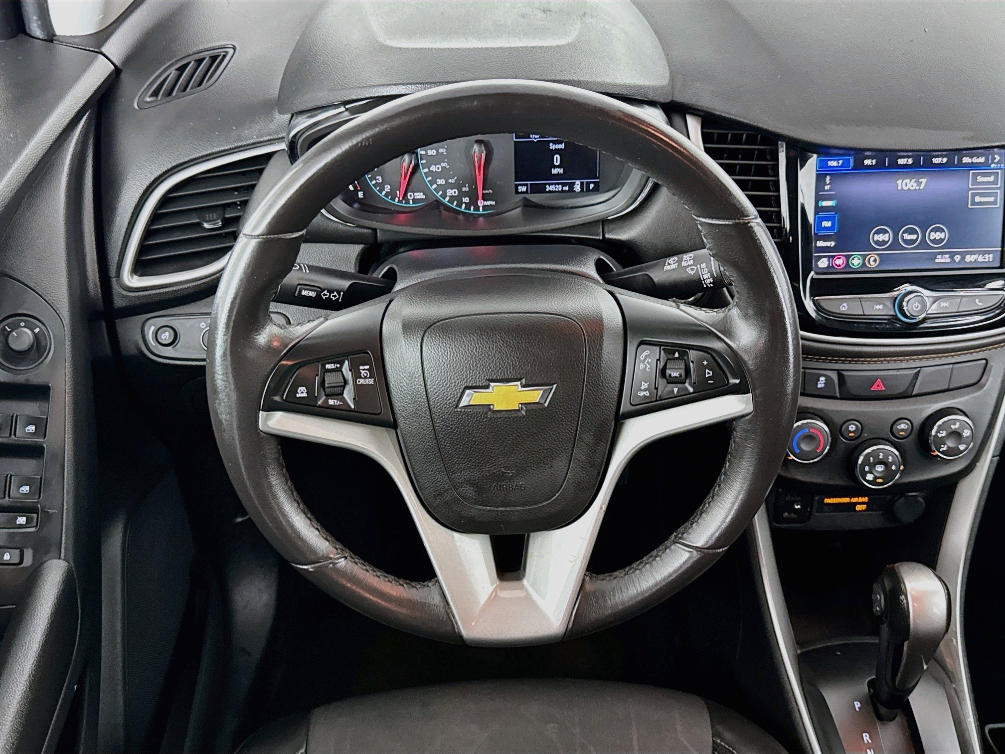 Used 2022 Chevrolet Trax LT w/ LT Convenience Package FWD image 15