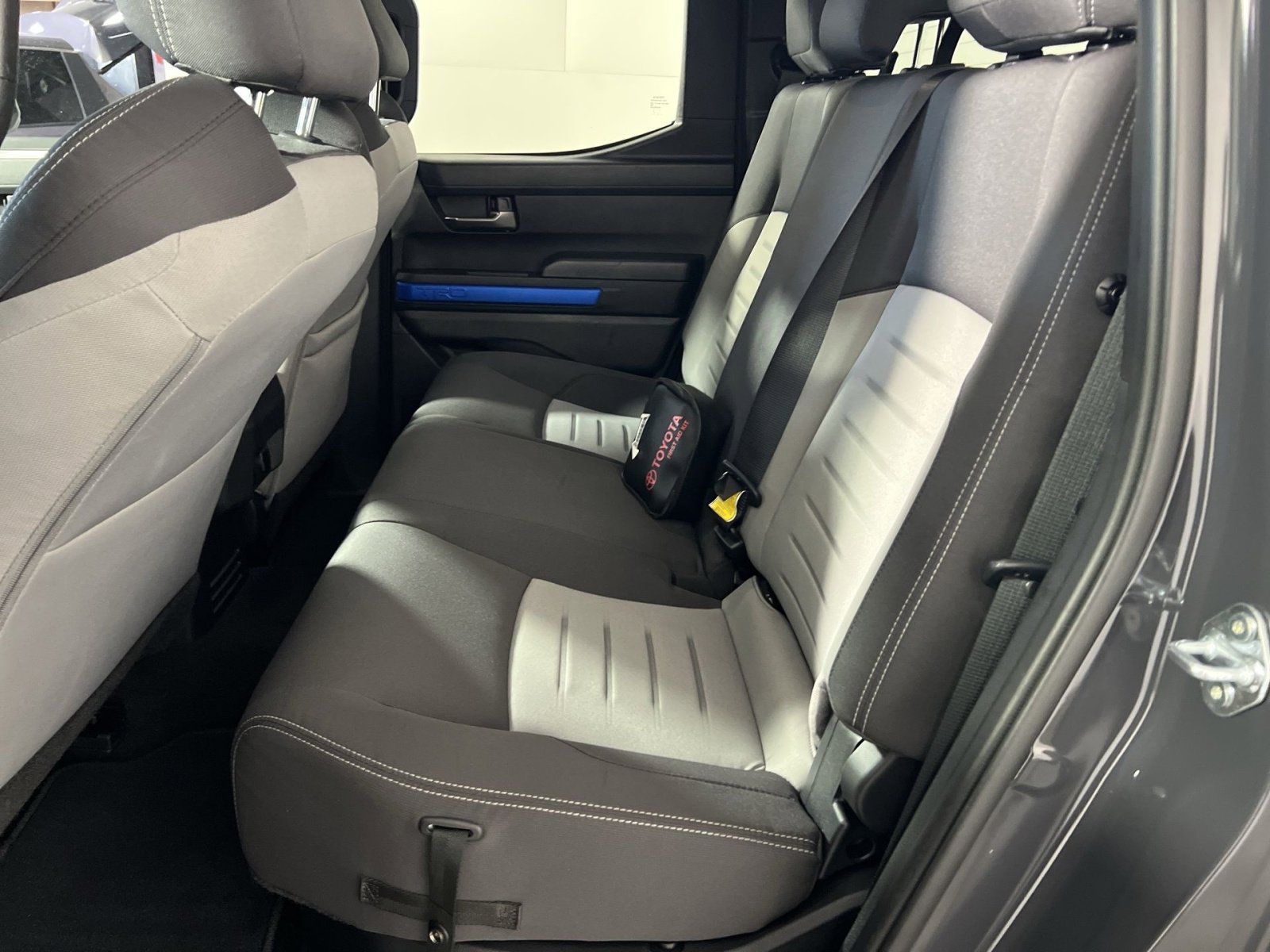 Used 2025 Toyota Tacoma TRD Off-Road image 23