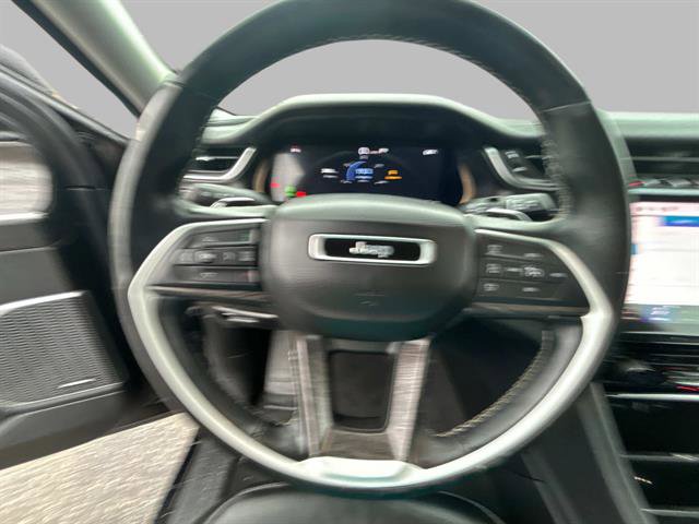 Used 2022 Jeep Grand Cherokee L Limited image 24