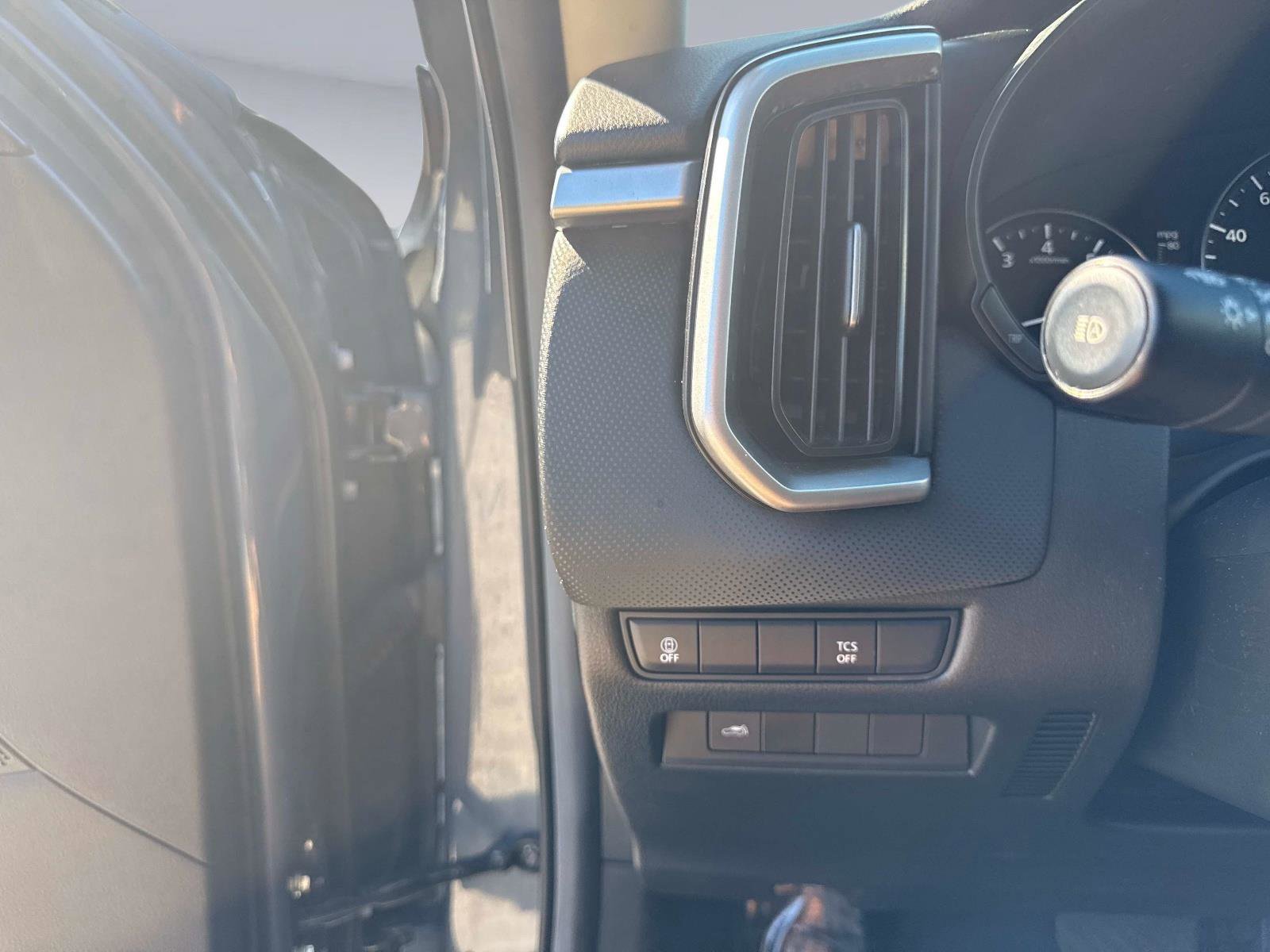 Used 2024 MAZDA CX-50 AWD 2.5 S w/ Preferred Package image 35