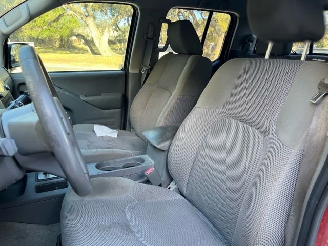 Used 2017 Nissan Frontier SV w/ SV Value Truck Package image 7