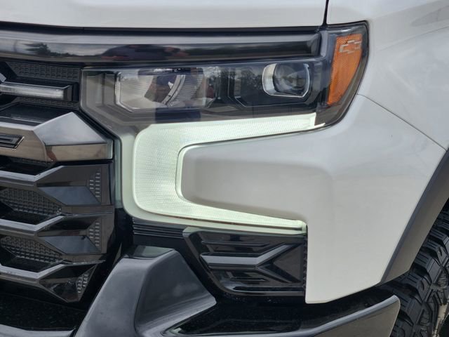 Used 2024 Chevrolet Silverado 1500 ZR2 w/ Technology Package image 10