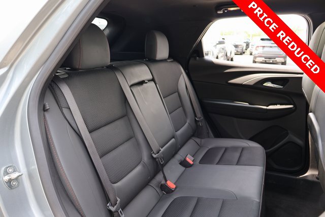 Used 2023 Chevrolet TrailBlazer RS w/ Sun and Liftgate Package image 23