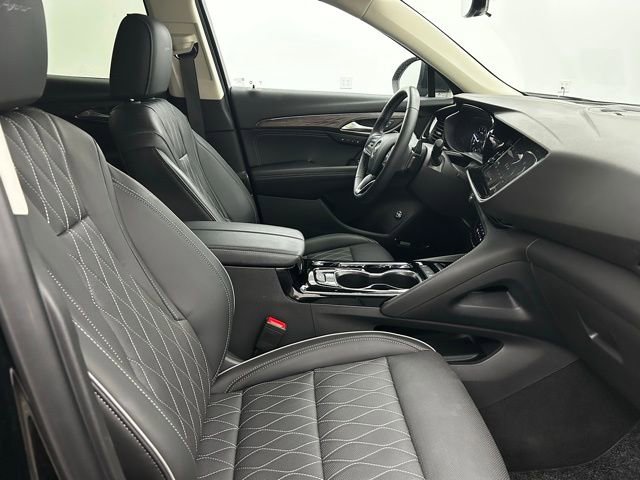 Used 2023 Buick Envision Avenir image 39