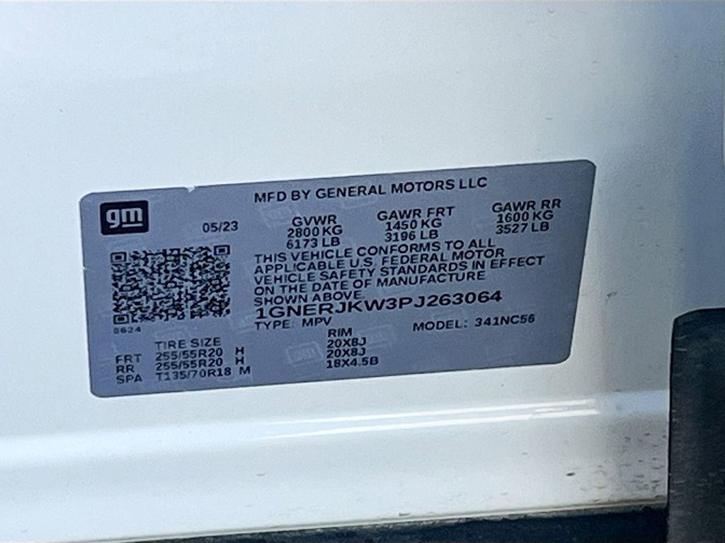 Used 2023 Chevrolet Traverse RS w/ LPO, Floor Liner Package FWD image 34