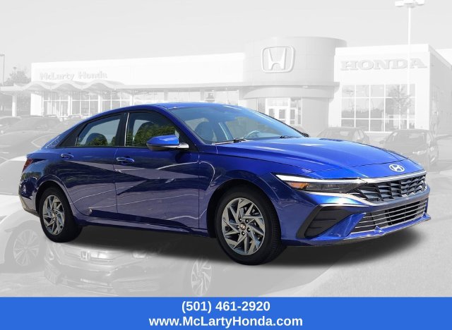 Used 2024 Hyundai Elantra SEL FWD image 5