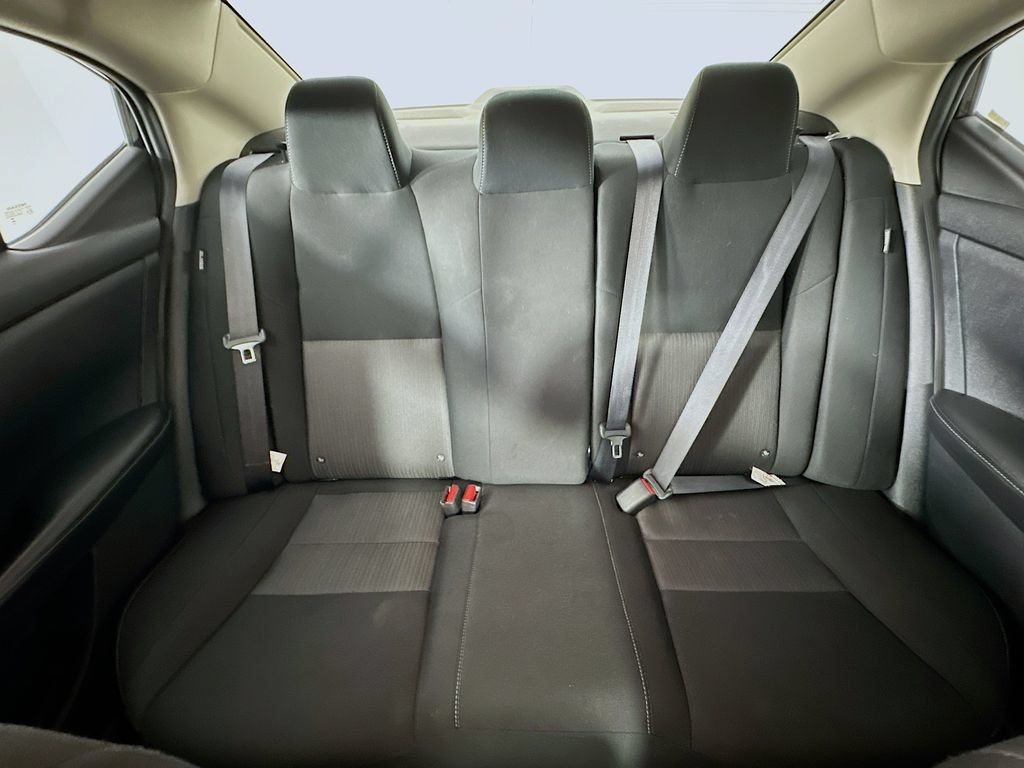 Used 2025 Nissan Sentra SV FWD image 13
