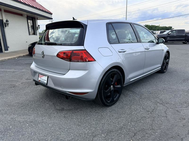 Used 2017 Volkswagen GTI SE FWD image 5