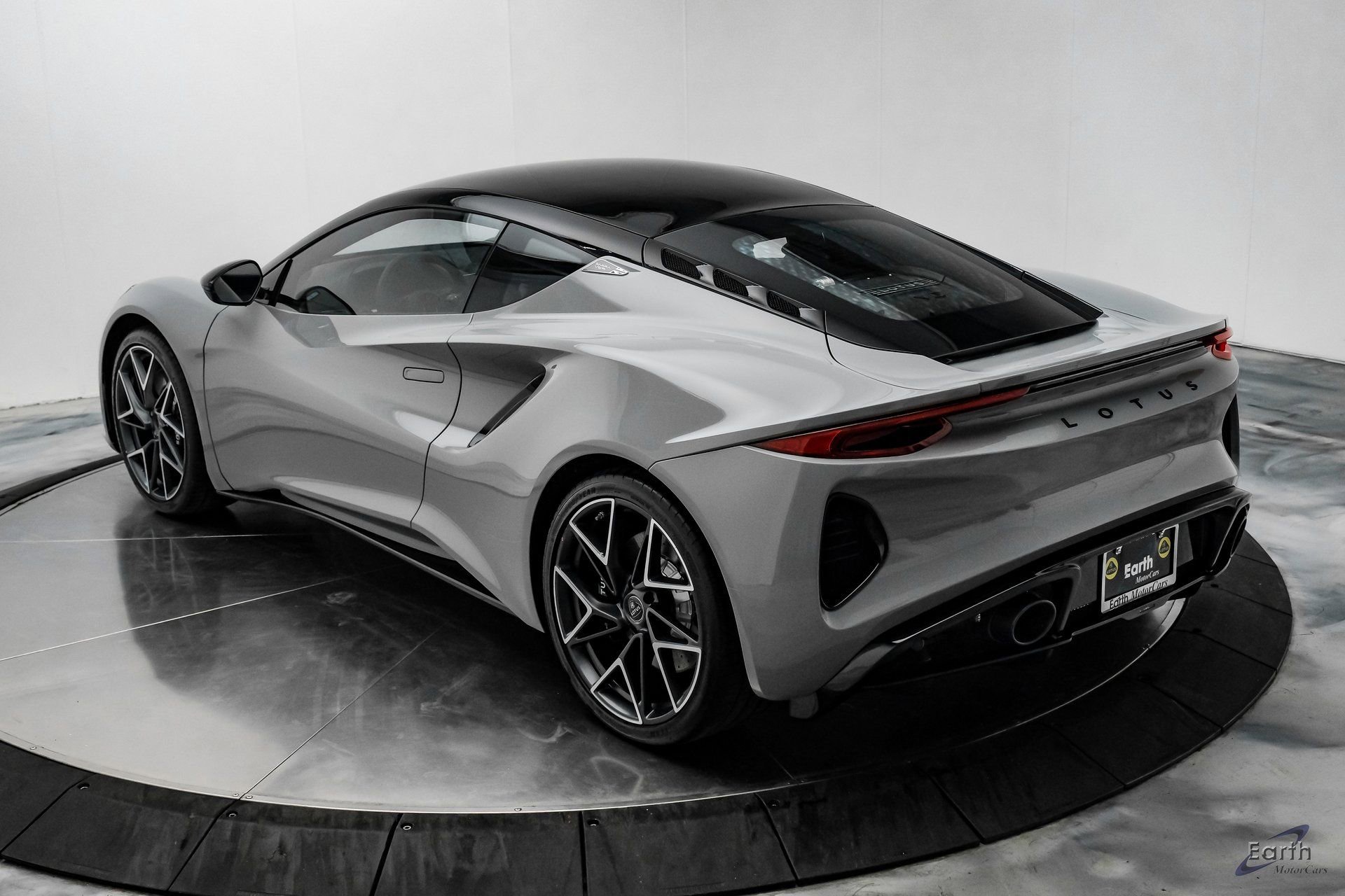 New 2026 Lotus Emira V6 SE Touring RWD image 12