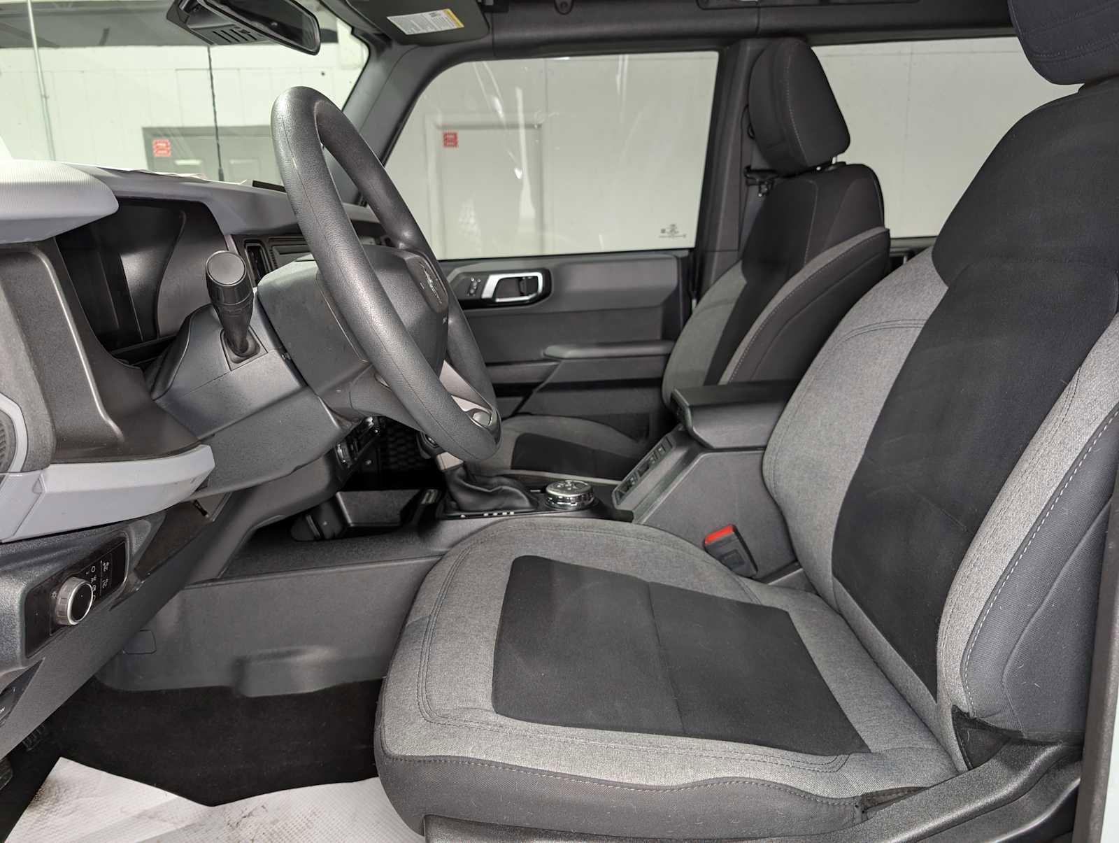 Used 2023 Ford Bronco 4-Door image 4