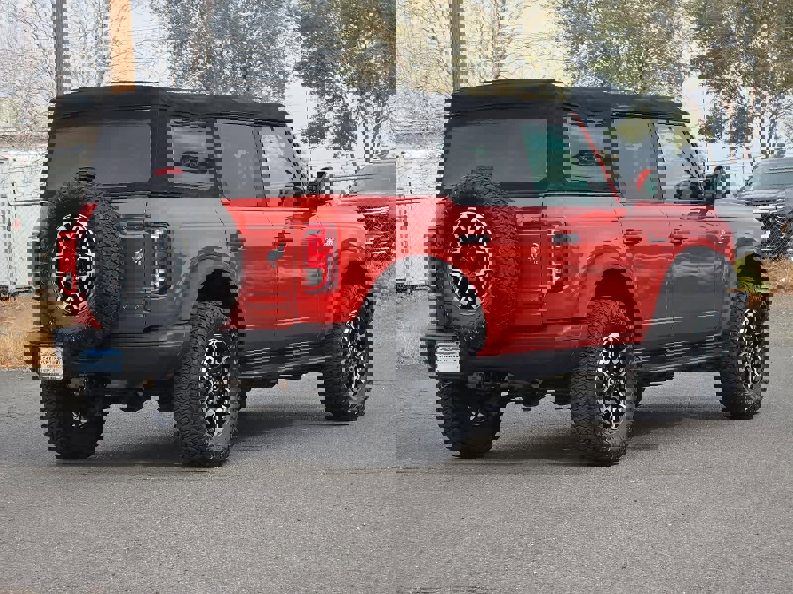 Used 2022 Ford Bronco Black Diamond image 2