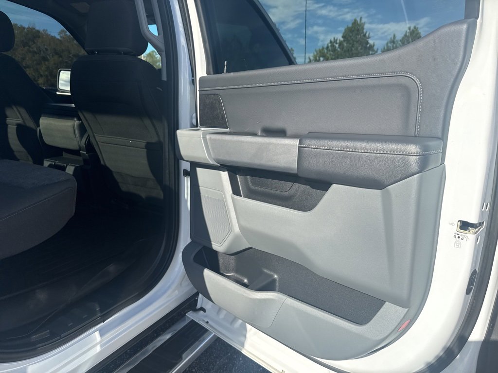 Used 2022 Ford F150 XLT w/ Equipment Group 302A High image 26