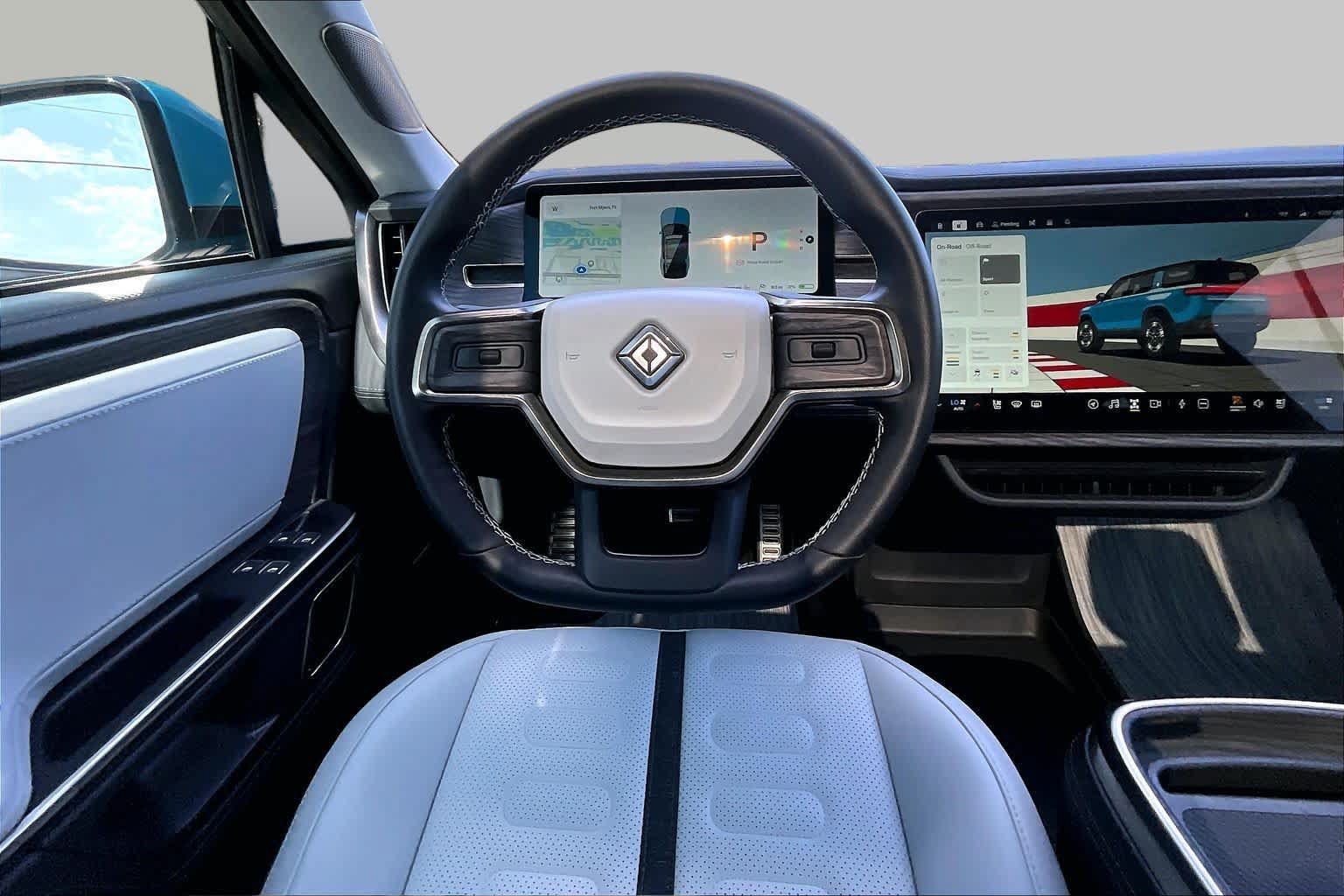 Used 2023 Rivian R1S Adventure AWD/4WD image 5