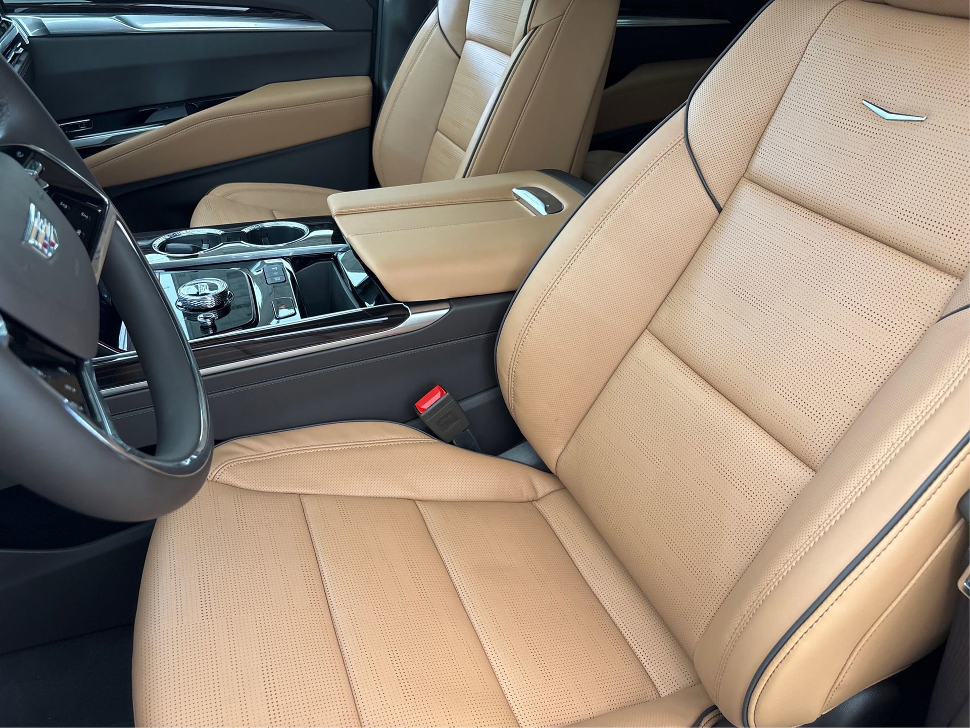 New 2025 Cadillac Escalade Premium Luxury w/ Touring Package image 9