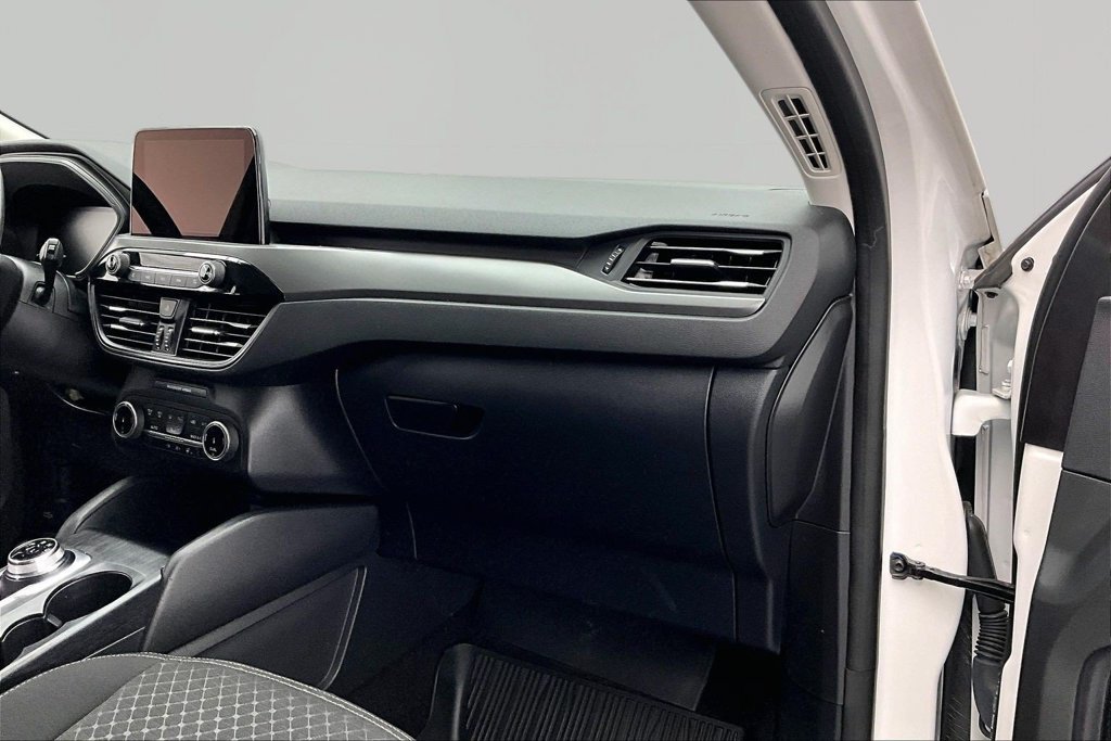 Certified 2023 Ford Escape Active w/ Cold Weather Package FWD image 17