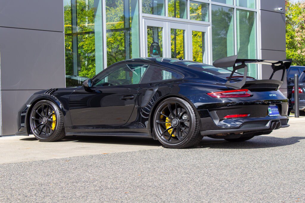 Used 2019 Porsche 911 GT3 RS w/ Weissach Package RWD image 8