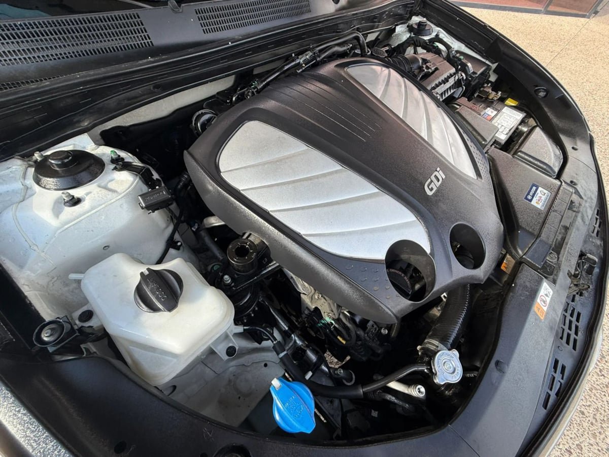 Used 2016 Hyundai Azera Limited FWD image 22