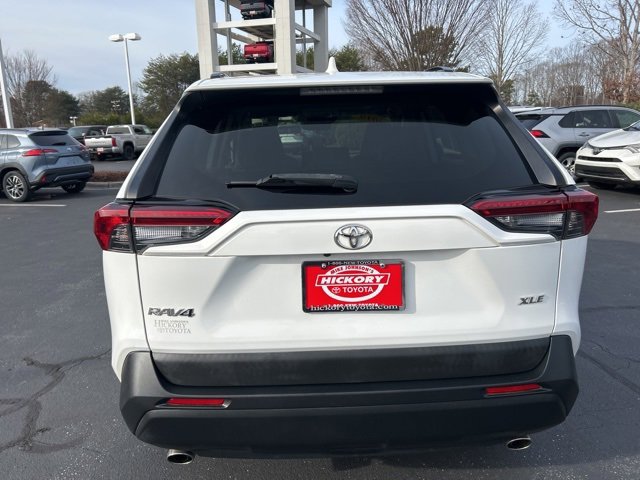 Used 2019 Toyota RAV4 XLE Premium w/ Cold Weather Package image 6