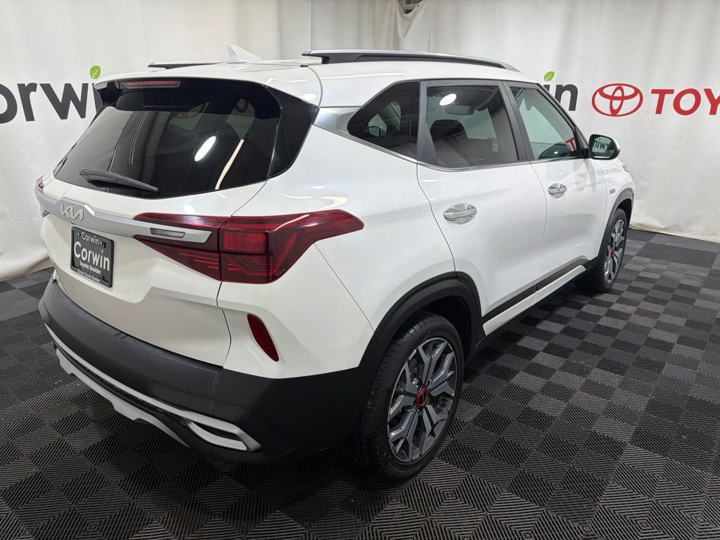 Used 2022 Kia Seltos SX AWD/4WD image 8