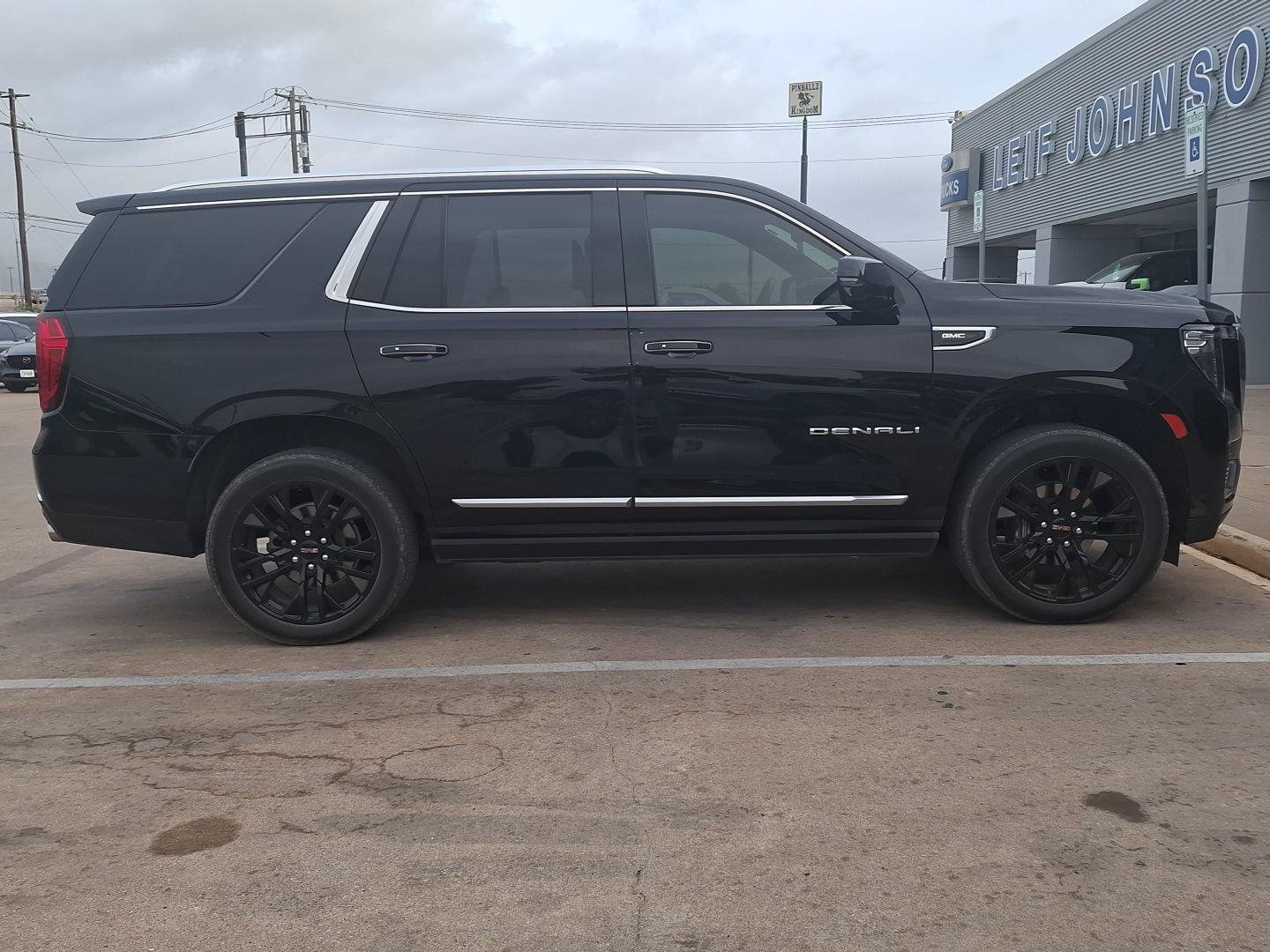 Used 2024 GMC Yukon Denali w/ Max Trailering Package RWD image 6