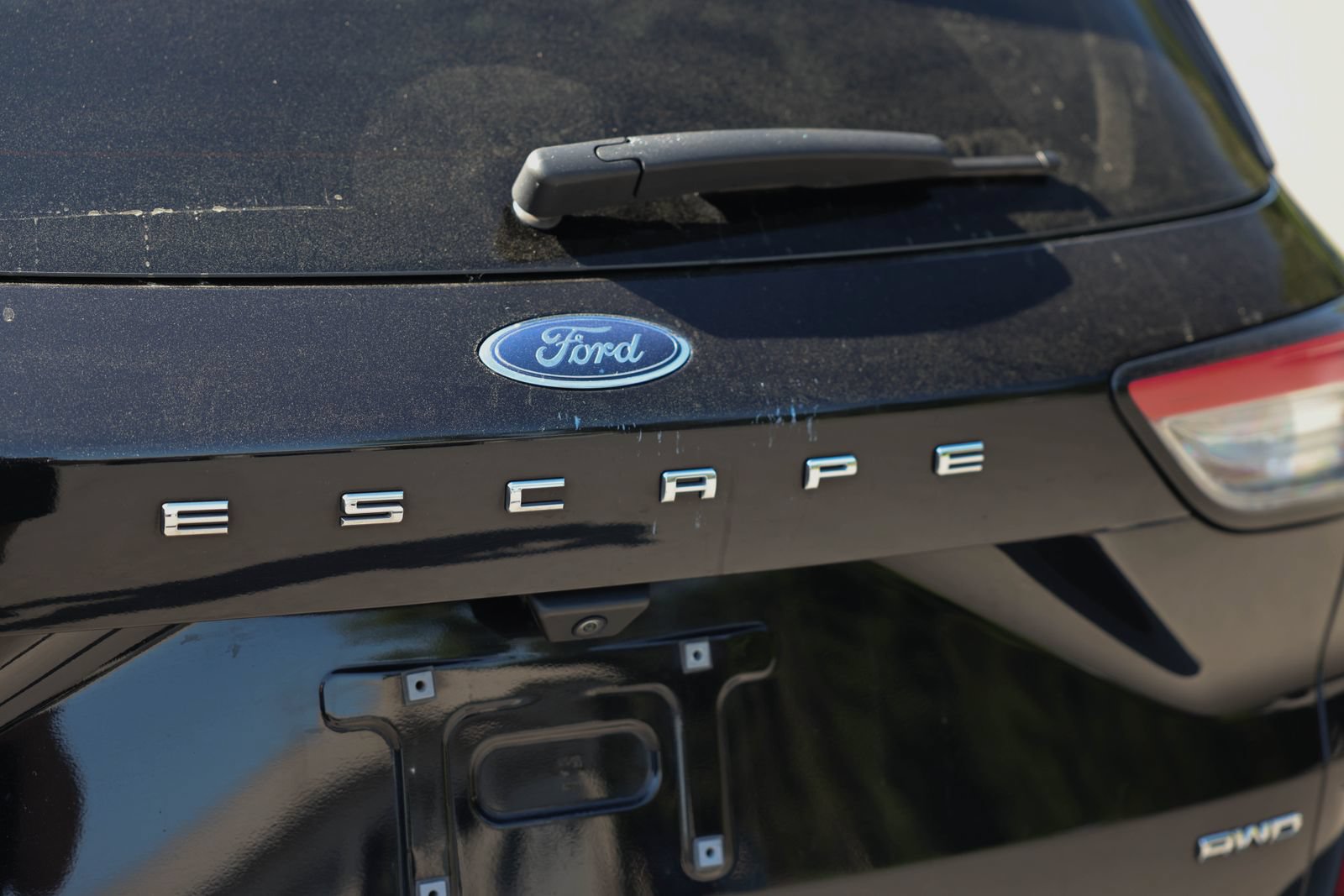 Used 2022 Ford Escape SE w/ SE Sport Appearance Package AWD/4WD image 30
