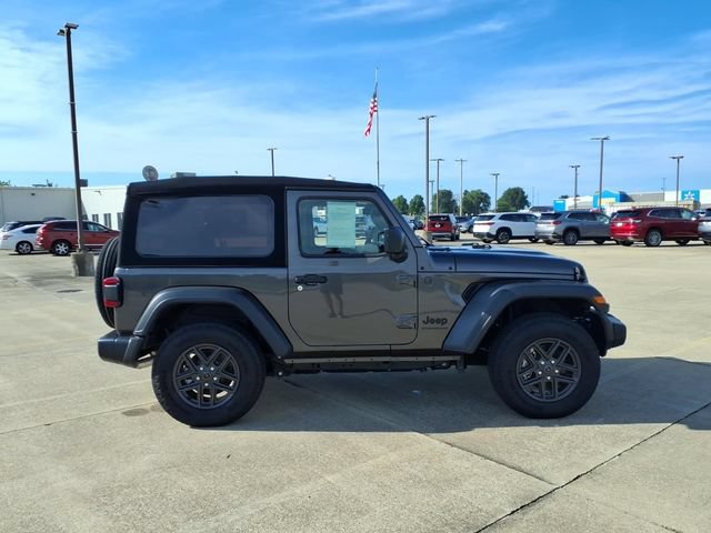 Used 2024 Jeep Wrangler Sport AWD/4WD image 22