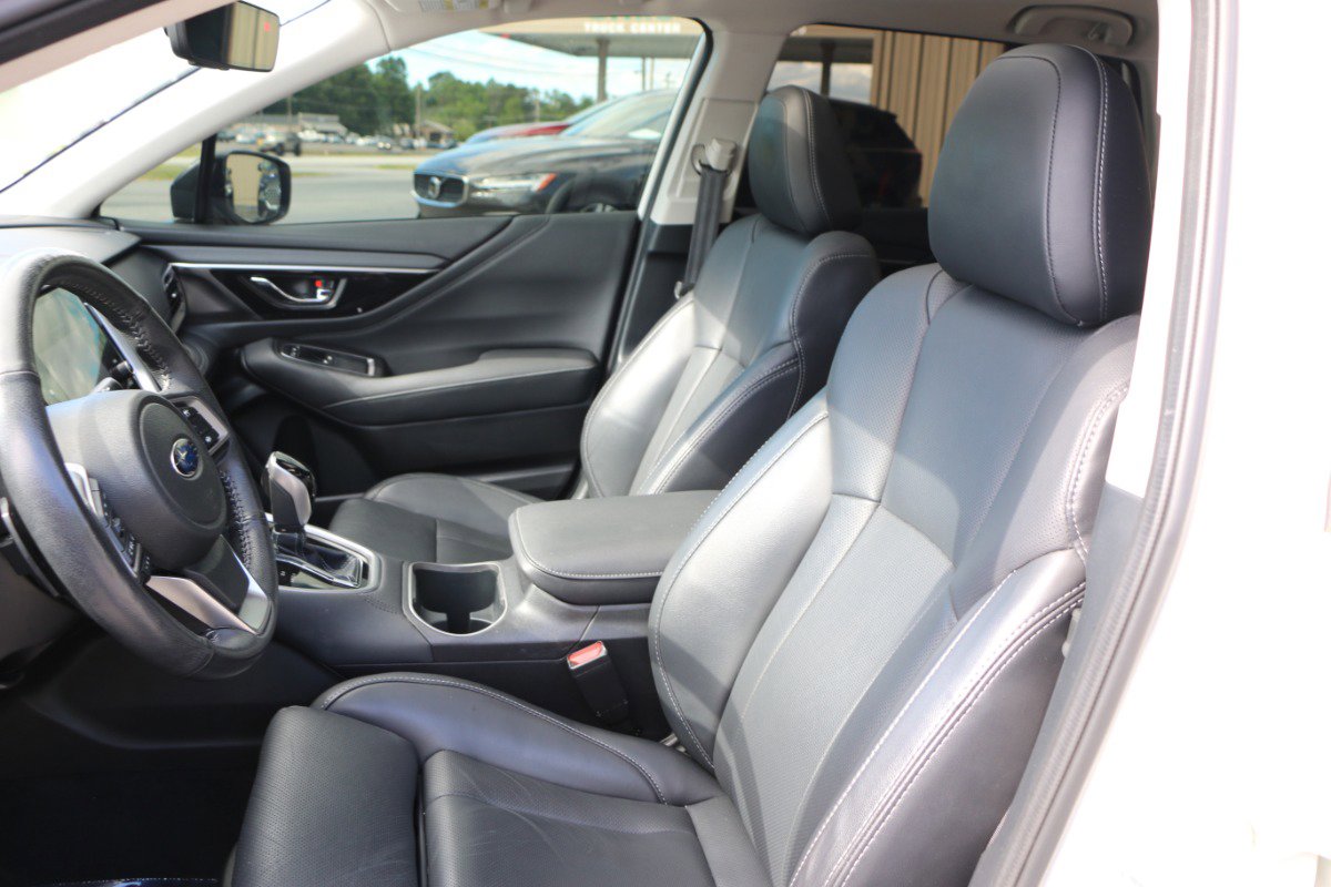 Used 2023 Subaru Outback Limited XT AWD/4WD image 30