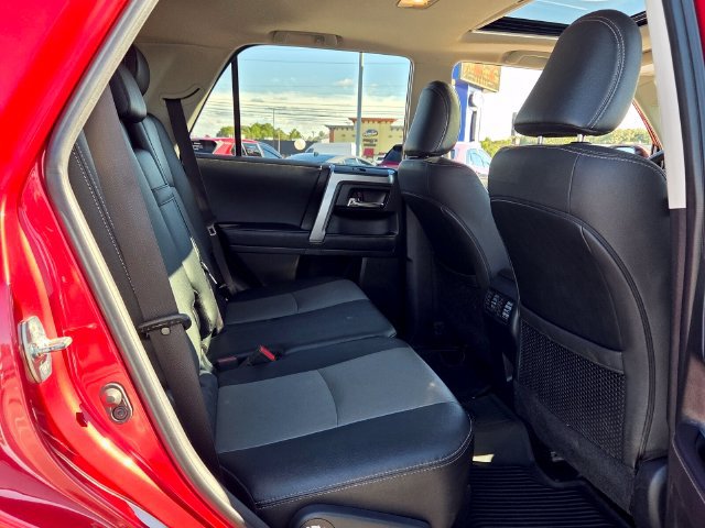 Used 2023 Toyota 4Runner SR5 Premium w/ Moonroof Package RWD image 15