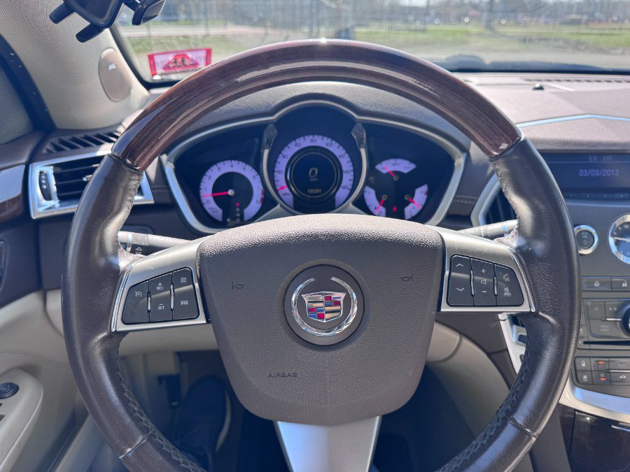 Used 2011 Cadillac SRX Luxury image 19