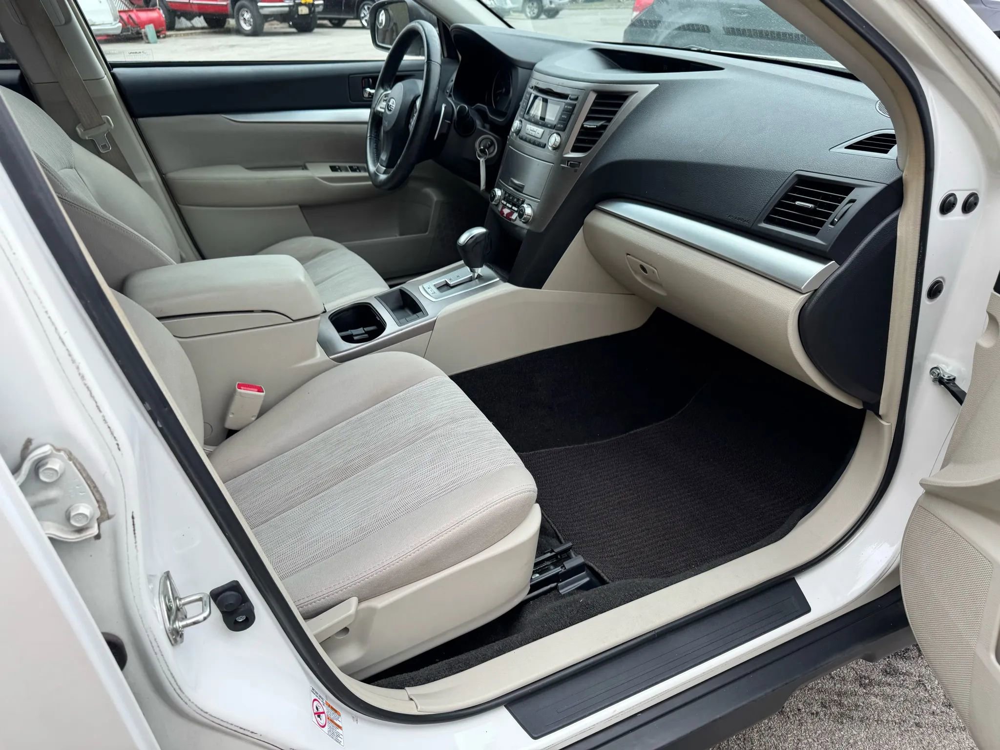 Used 2013 Subaru Outback 2.5i Premium image 24