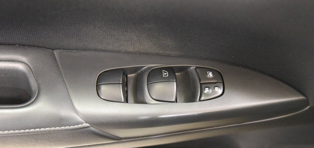 Used 2017 Nissan Sentra SV image 15